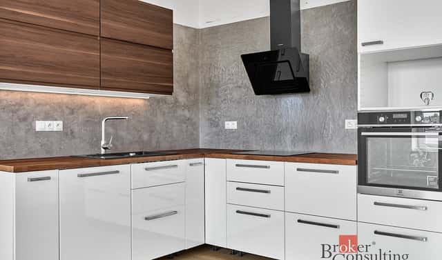 Prodej bytu 3+kk 90 m², K Nemocnici, Cheb