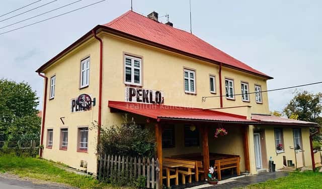 Prodej domu 260 m² s pozemkem 1 056 m², Lipová – Palič, okres Cheb