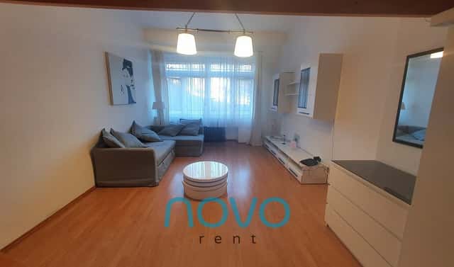 Pronájem bytu 1+1 43 m², Újezd, Praha 1 – Malá Strana