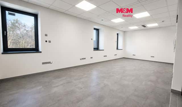 Pronájem kanceláře 66 m², Jablunkovská, Český Těšín, okres Karviná