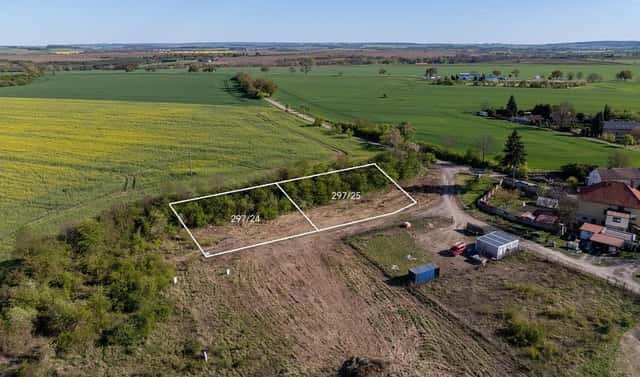 Prodej stavebního pozemku 1 605 m², Vrbčany, okres Kolín