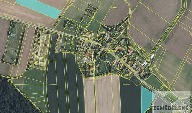 Prodej stavebního pozemku 22 709 m², Mžany – Stračovská Lhota, okres Hradec Králové