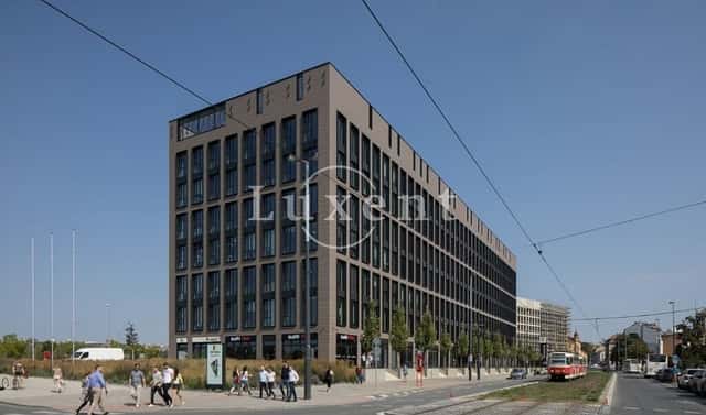 Pronájem kanceláře 390 m², Rohanské nábřeží, Praha 8 – Karlín