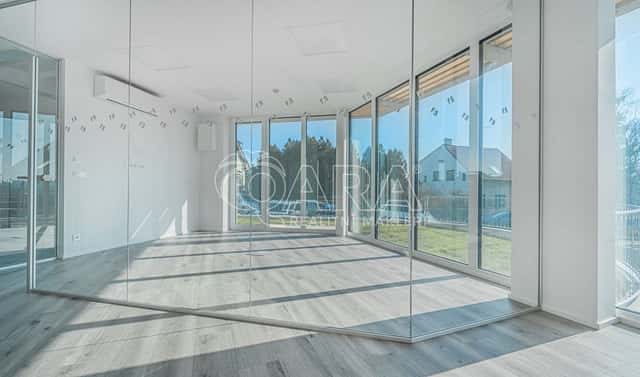 Pronájem kanceláře 96 m², Za Lužinami, Praha 5 – Stodůlky