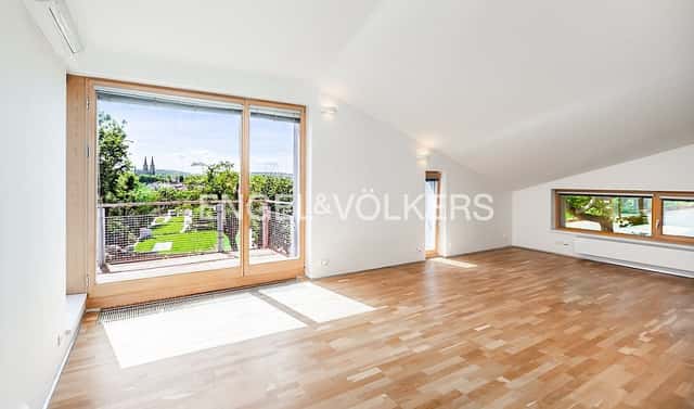 Pronájem domu 140 m² s pozemkem 154 m², Horská, Praha 2 – Nové Město