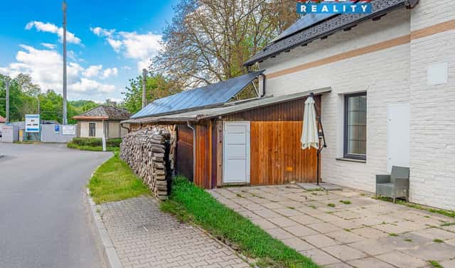 Pronájem obchodních prostor 64 m², Hlavní, Senohraby, okres Praha-východ