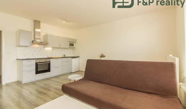 Pronájem bytu 1+kk 35 m², Modrého, Praha 9 – Hloubětín
