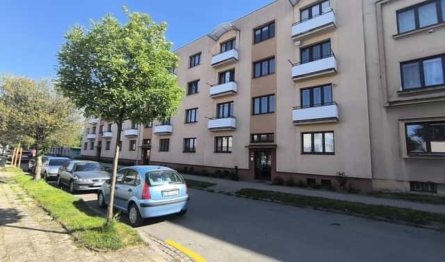 Pronájem bytu 3+1 63 m², Sládkova, Hradec Králové – Slezské Předměstí