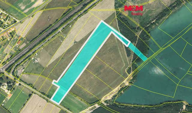Prodej pole 30 346 m², Dobříň, okres Litoměřice