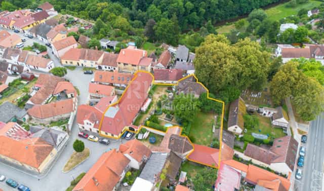Prodej domu 1 144 m² s pozemkem 1 535 m², Dlouhá, Bechyně, okres Tábor