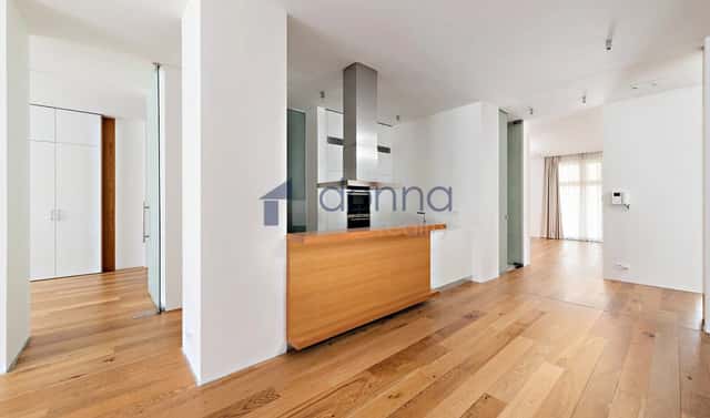Pronájem bytu 5+kk 184 m², Laubova, Praha 3 – Vinohrady
