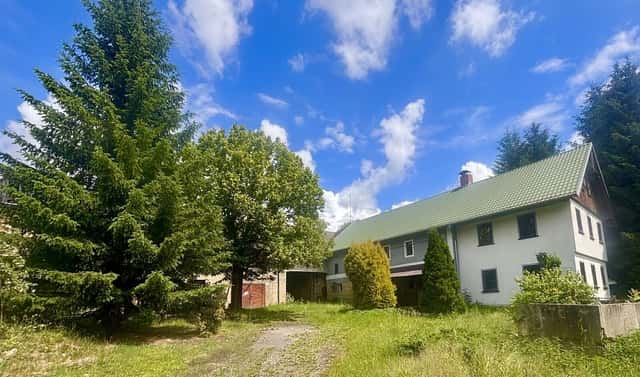 Prodej domu 260 m² s pozemkem 1 211 m², Brniště – Luhov, okres Česká Lípa