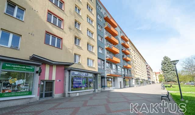 Pronájem obchodních prostor 80 m², Hlavní třída, Ostrava – Poruba, okres Ostrava-město