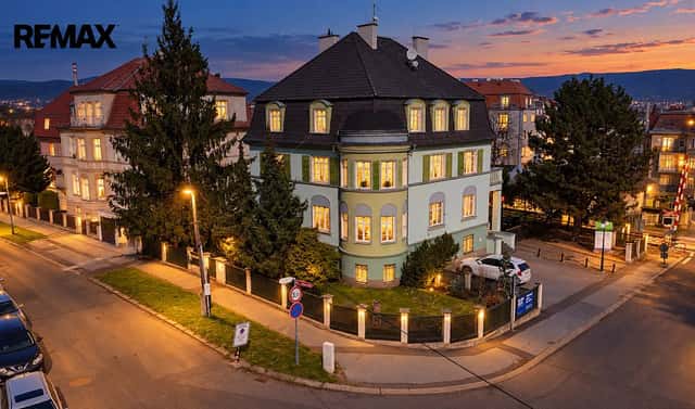 Prodej nájemního domu, činžáku 730 m², Pařížská, Teplice