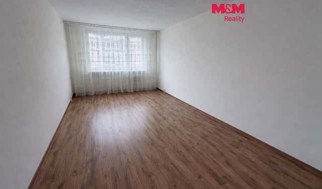 Pronájem bytu 2+1 61 m², Dřínovská, Chomutov