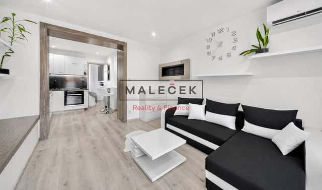 Prodej bytu 2+1 51 m², Unhošťská, Kladno – Kročehlavy