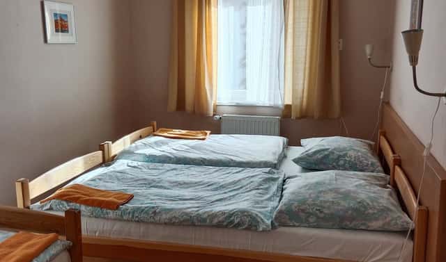 Pronájem bytu 2+kk 43 m², Dejvická, Praha 6