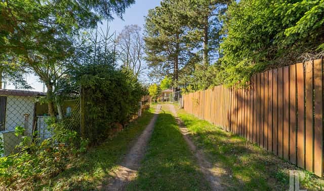 Prodej zahrady 1 000 m², Plzeň, okres Plzeň-město