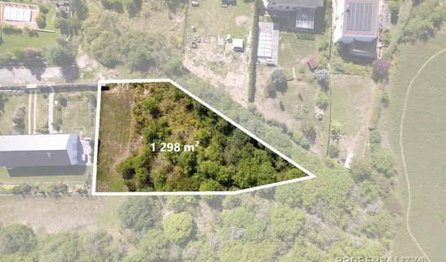 Prodej stavebního pozemku 1 298 m², Lomená, Statenice – Černý Vůl, okres Praha-západ