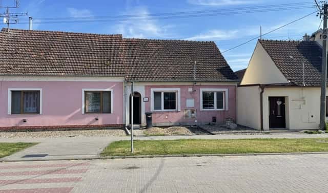 Prodej domu 150 m² s pozemkem 410 m², Uherčice, okres Břeclav