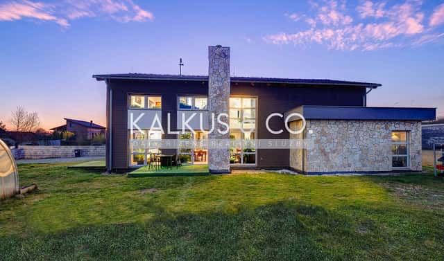 Prodej domu 214 m² s pozemkem 1 530 m², Blešno, okres Hradec Králové