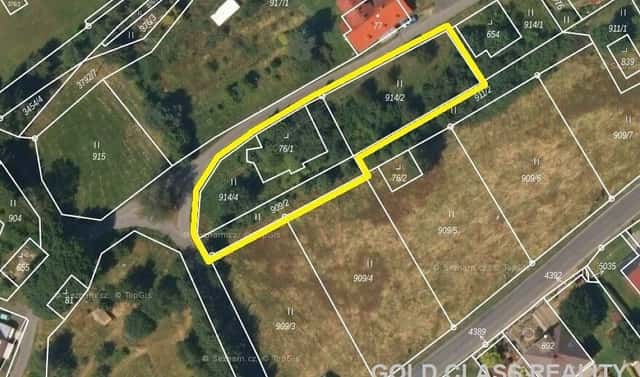 Prodej stavebního pozemku 1 569 m², Staré Křečany, okres Děčín