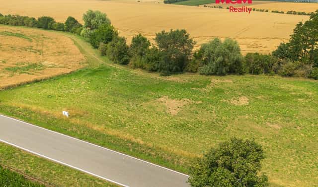 Prodej stavebního pozemku 1 127 m², Libenice, okres Kolín