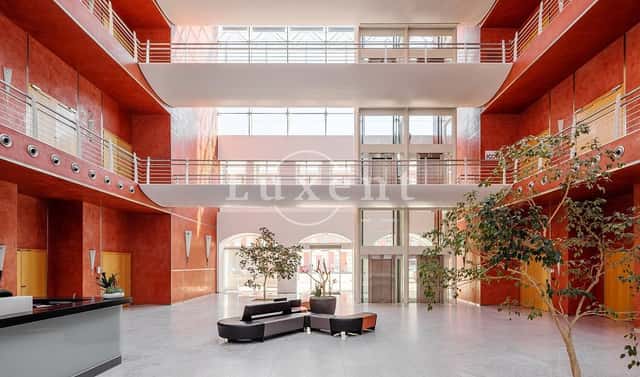 Pronájem kanceláře 870 m², Křižíkova, Praha 8