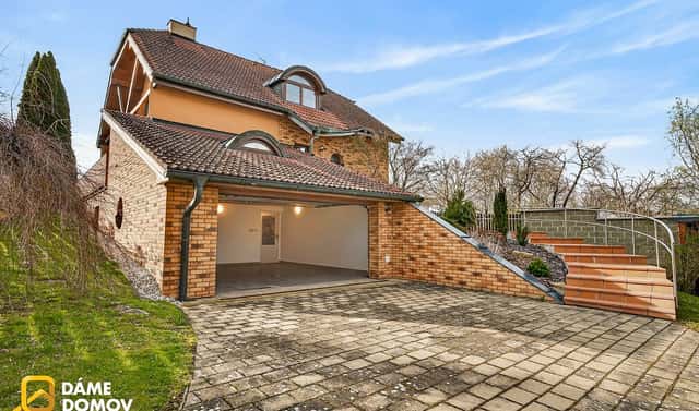 Prodej domu 250 m² s pozemkem 560 m², Zlín