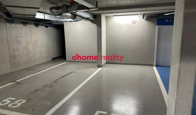Pronájem garážového stání 13 m2, Olomouc - Nová Ulice, Milana Ticháka, Olomouc – Nová Ulice