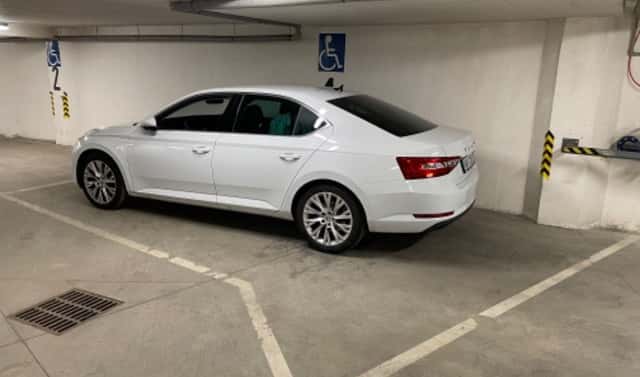 Prodej garážové stání, 17 m2 - Praha - Smíchov, Radlická, Praha 5 – Smíchov