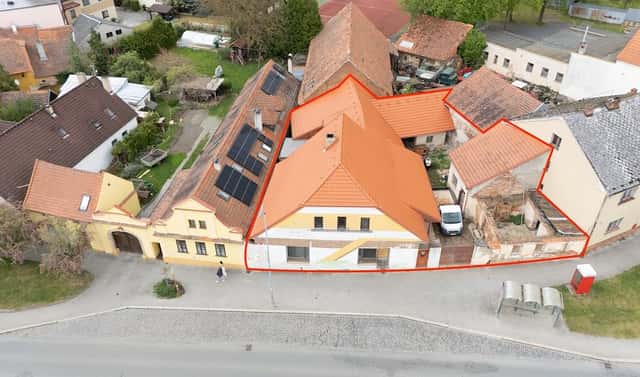 Prodej domu 764 m² s pozemkem 589 m², Masarykovo náměstí, Starý Plzenec, okres Plzeň-město