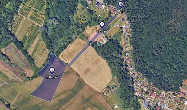 Prodej pole 2 746 m², Hradec Králové