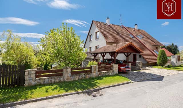 Prodej domu 130 m² s pozemkem 517 m², U Vodojemu, Strmilov, okres Jindřichův Hradec