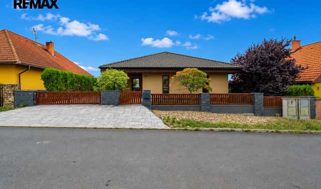 Prodej domu 205 m² s pozemkem 634 m², Smolnice, okres Louny