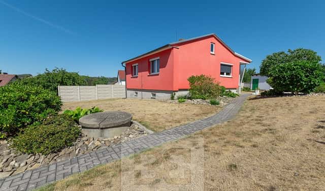 Pronájem domu 70 m² s pozemkem 643 m², Dukelská, Votice, okres Benešov