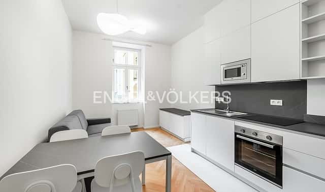 Pronájem bytu 2+kk 49 m², Polská, Praha 2 – Vinohrady