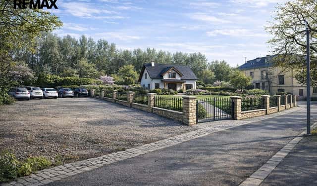 Prodej komerčního pozemku 811 m², Cvikov, okres Česká Lípa