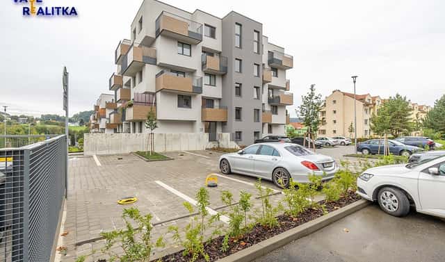 Pronájem, parkovací stání, Hranice, ul. Pod Nemocnicí, Pod Nemocnicí, Hranice – Hranice I-Město, okres Přerov