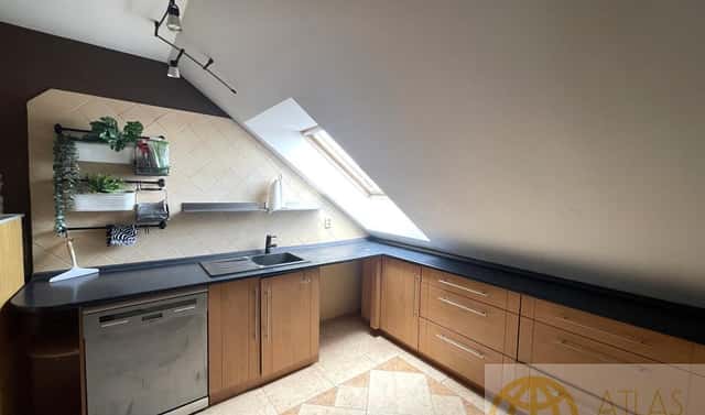 Pronájem bytu 2+1 85 m², 9. května, Tábor
