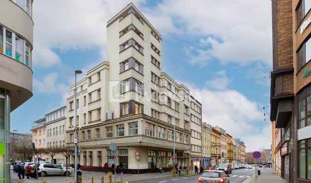 Pronájem obchodních prostor 128 m², Pařížská, Ústí nad Labem – Ústí nad Labem-centrum
