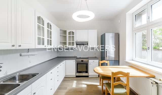 Pronájem domu 140 m² s pozemkem 218 m², Na čihadle, Praha 6 – Dejvice