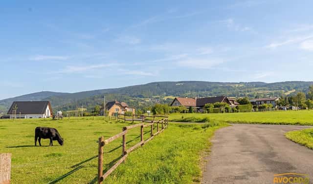 Prodej stavebního pozemku 2 200 m², Bílá – Vlčetín, okres Liberec