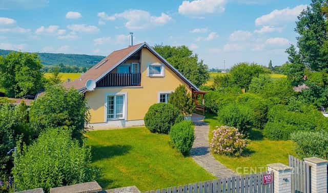 Prodej domu 128 m² s pozemkem 922 m², K Černošicím, Praha 5 – Lipence