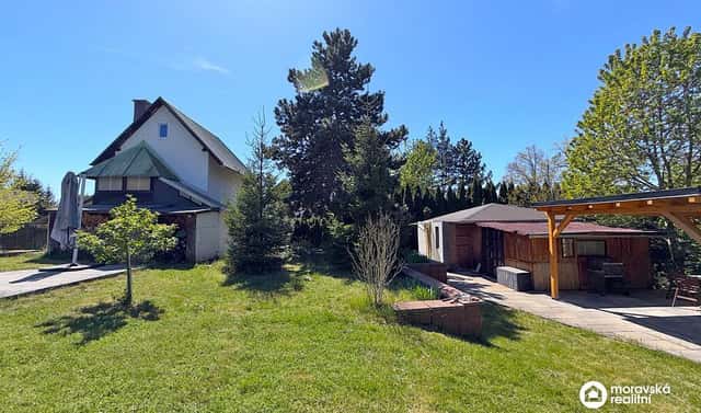 Prodej chaty/chalupy 107 m² s pozemkem 919 m², Ivančice, okres Brno-venkov