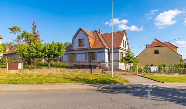 Prodej domu 245 m² s pozemkem 1 569 m², Husova, Miroslav, okres Znojmo