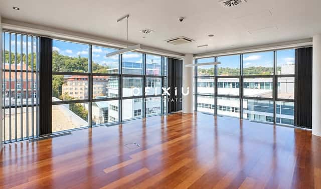 Pronájem kanceláře 1 500 m², Karla Engliše, Praha 5 – Smíchov