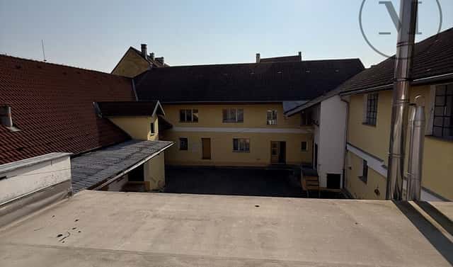 Pronájem komerčního objektu (jiného typu) 120 m², Mírové Náměstí, Netolice, okres Prachatice
