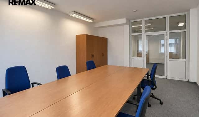 Pronájem kanceláře 87 m², Hluboká, Turnov, okres Semily