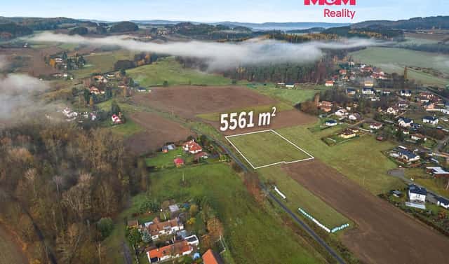 Prodej stavebního pozemku 5 561 m², Drevníky, okres Příbram
